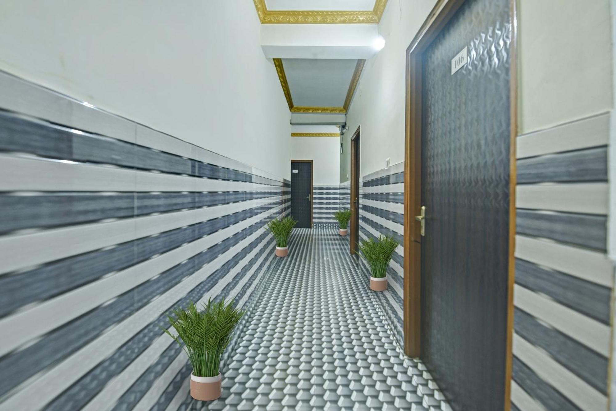 Hotel O Jagat Palace Ранчи Экстерьер фото